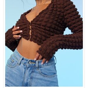 Prettylittlething texture woven crop top